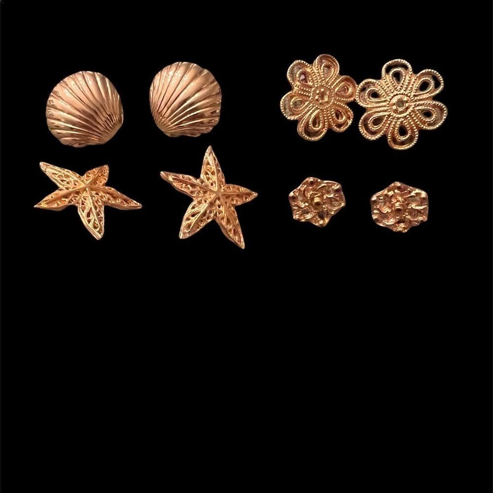 4 pair of gold colored vintage earrings shell star flower swirls gently used - Picture 2 of 10